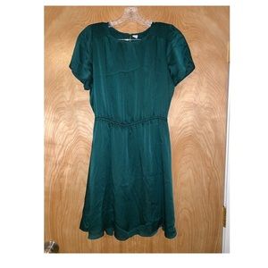 Old Navy Smocked-Shoulder Dress! NEVER BEEN WORN